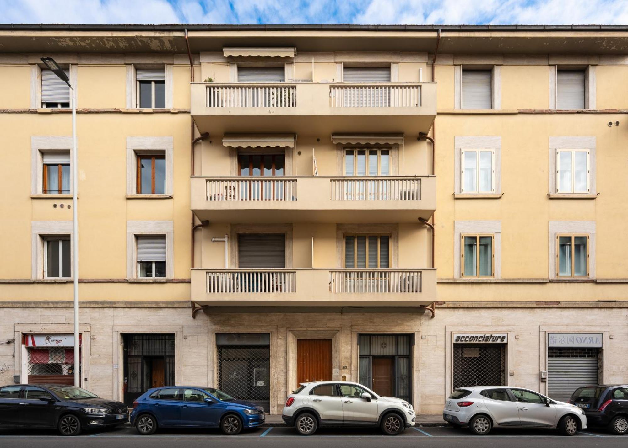 Apartment Charming In *